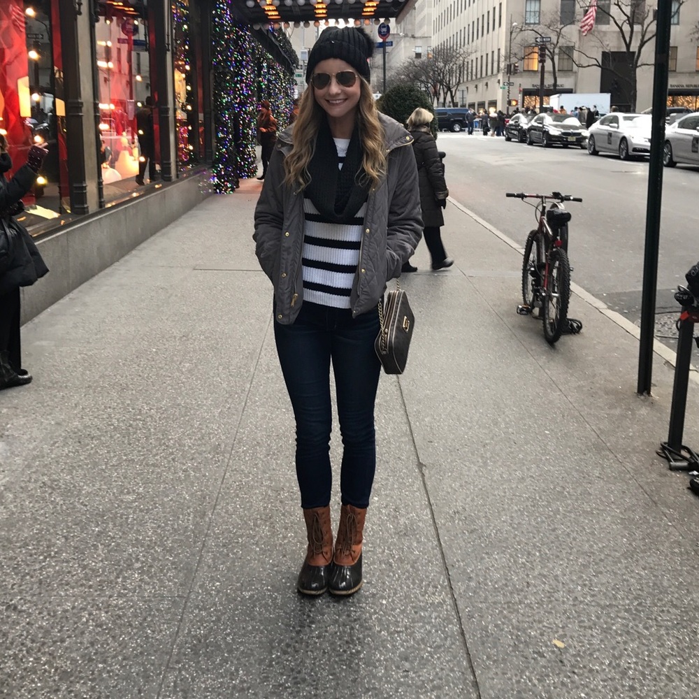 DUCK BOOTS ONLY WORN ONCE