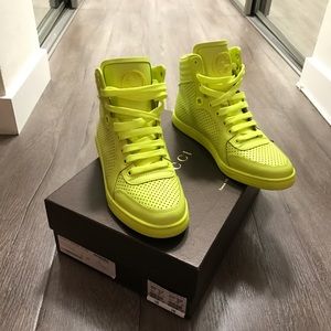 Gucci Coda Neon Leather High-Top Sneaker, Green