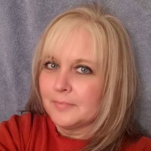 Meet your Posher, Candace