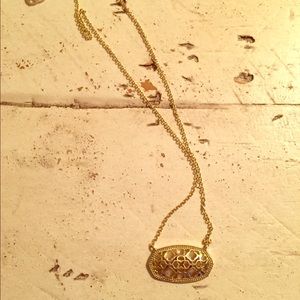 Kendra Scott filigree pendant necklace