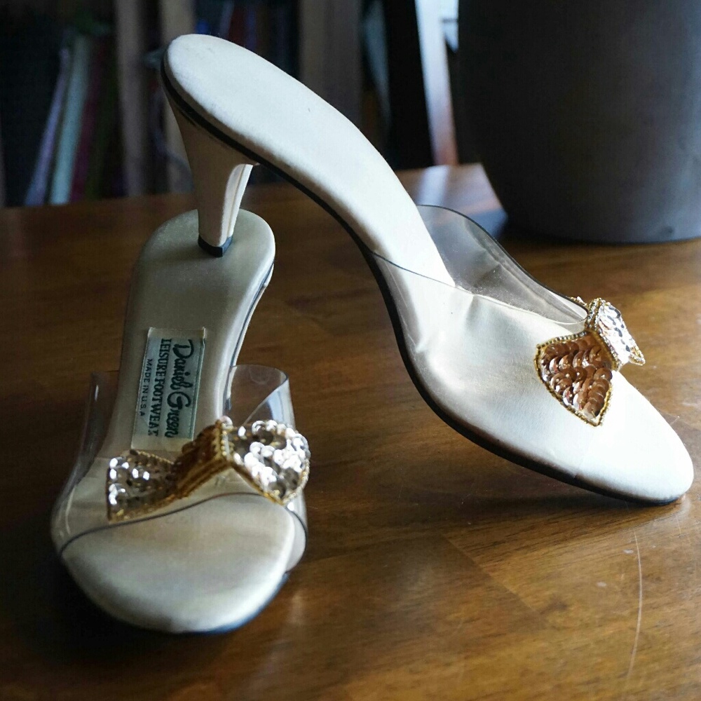 Daniel Green gold sequin bow heels vintage 50s
