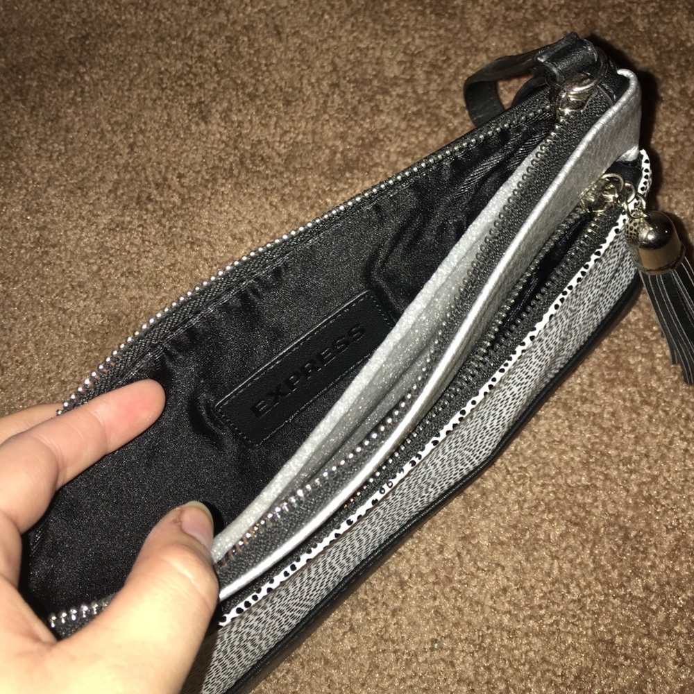 Express Purse - Picture 4 of 5