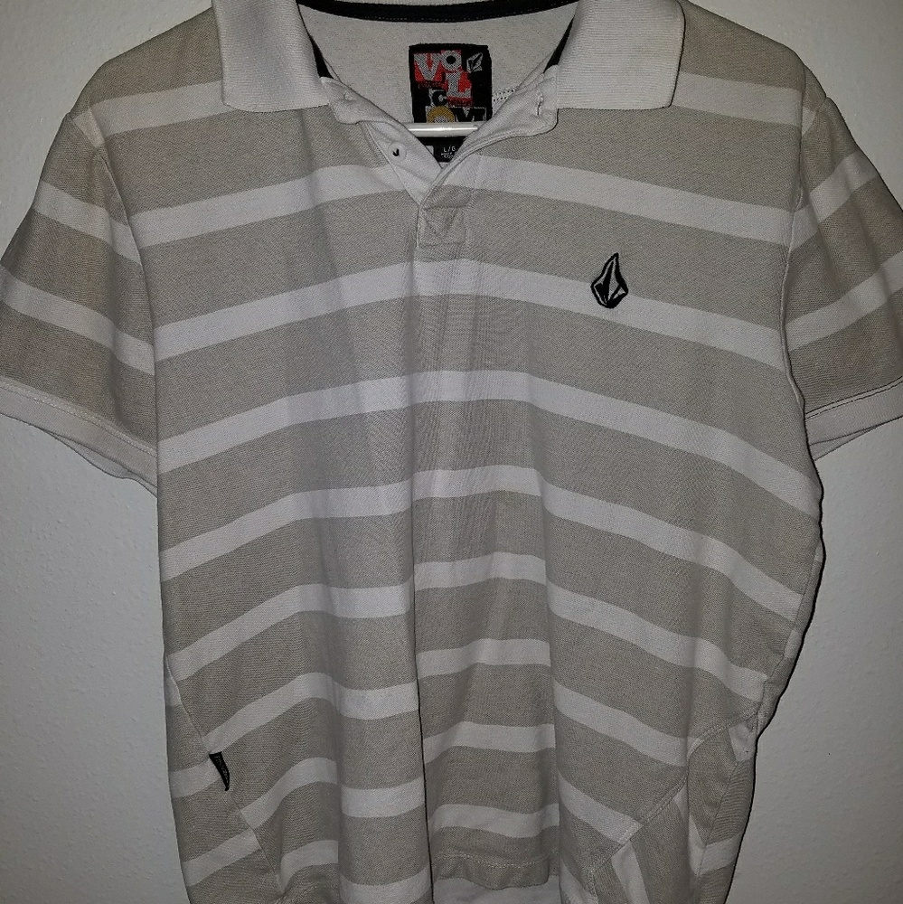 Volcom men's large shirt