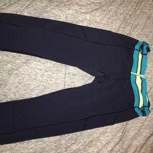 Lululemon navy leggings
