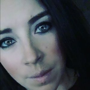 Meet your Posher, Taryn