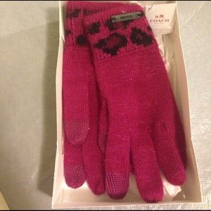 COACH gloves