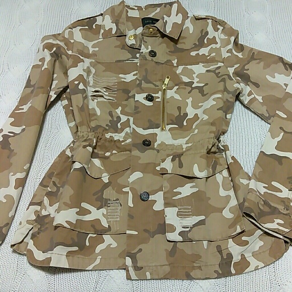 Love Tree Jackets & Blazers - Camo Slashed Jacket