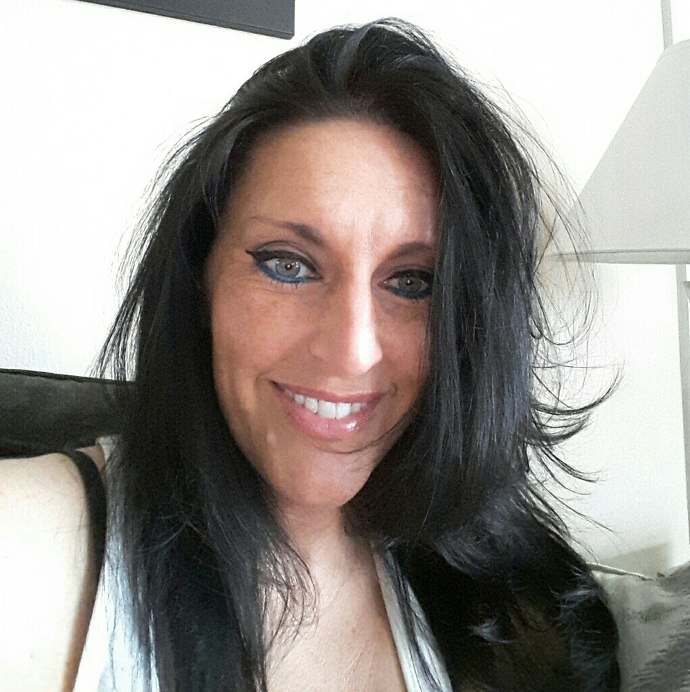 Meet your Posher, Leyah