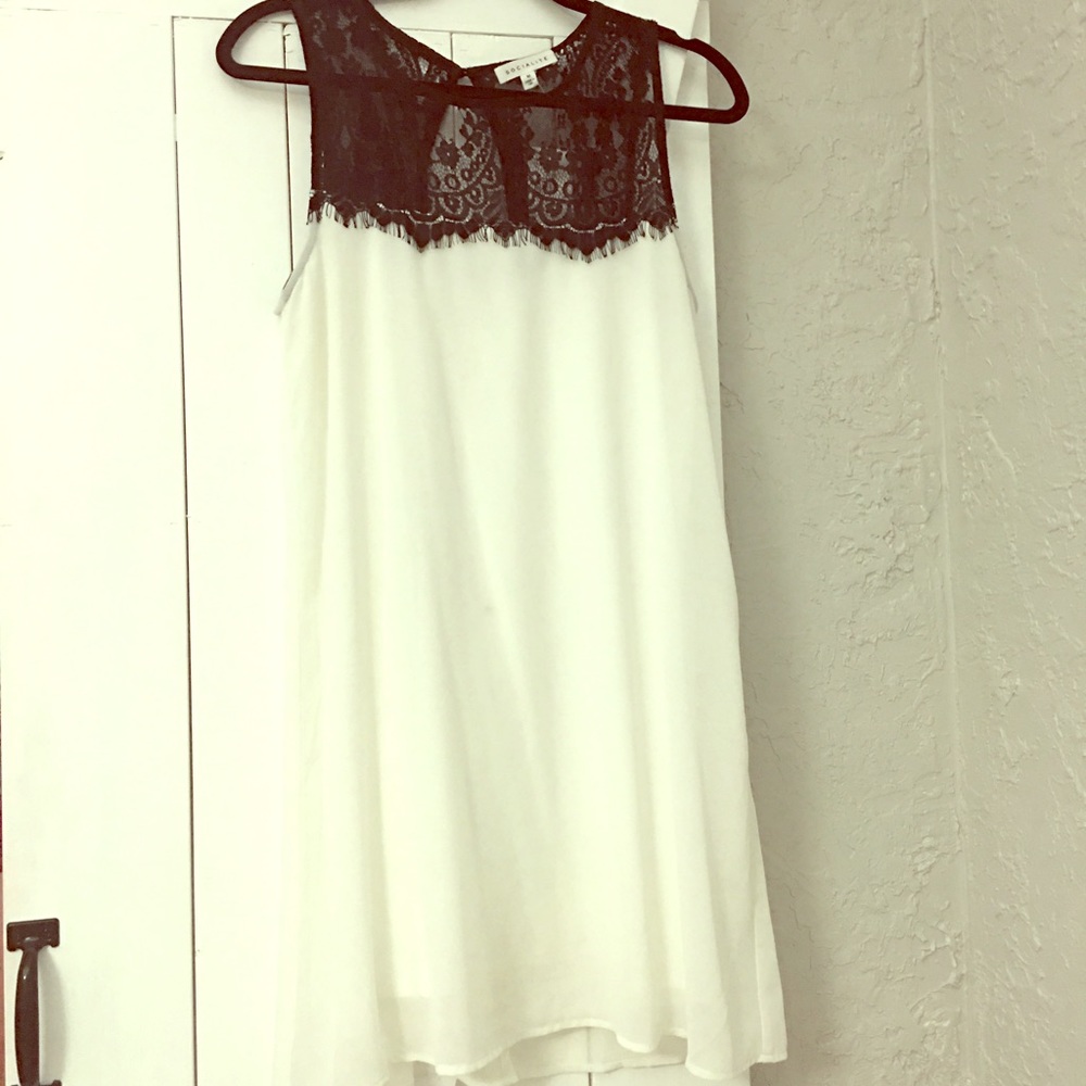 NWT ivory and black cocktail dress, size medium
