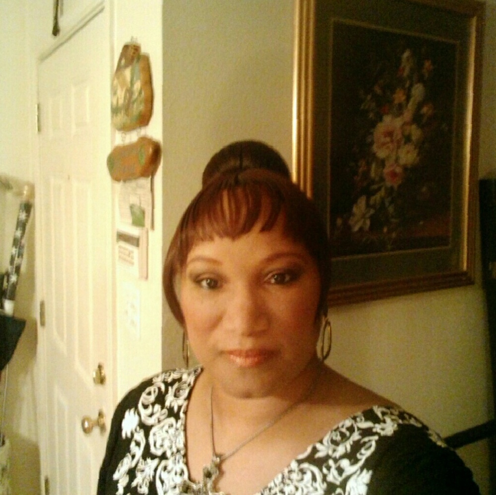 Meet your Posher, Debra