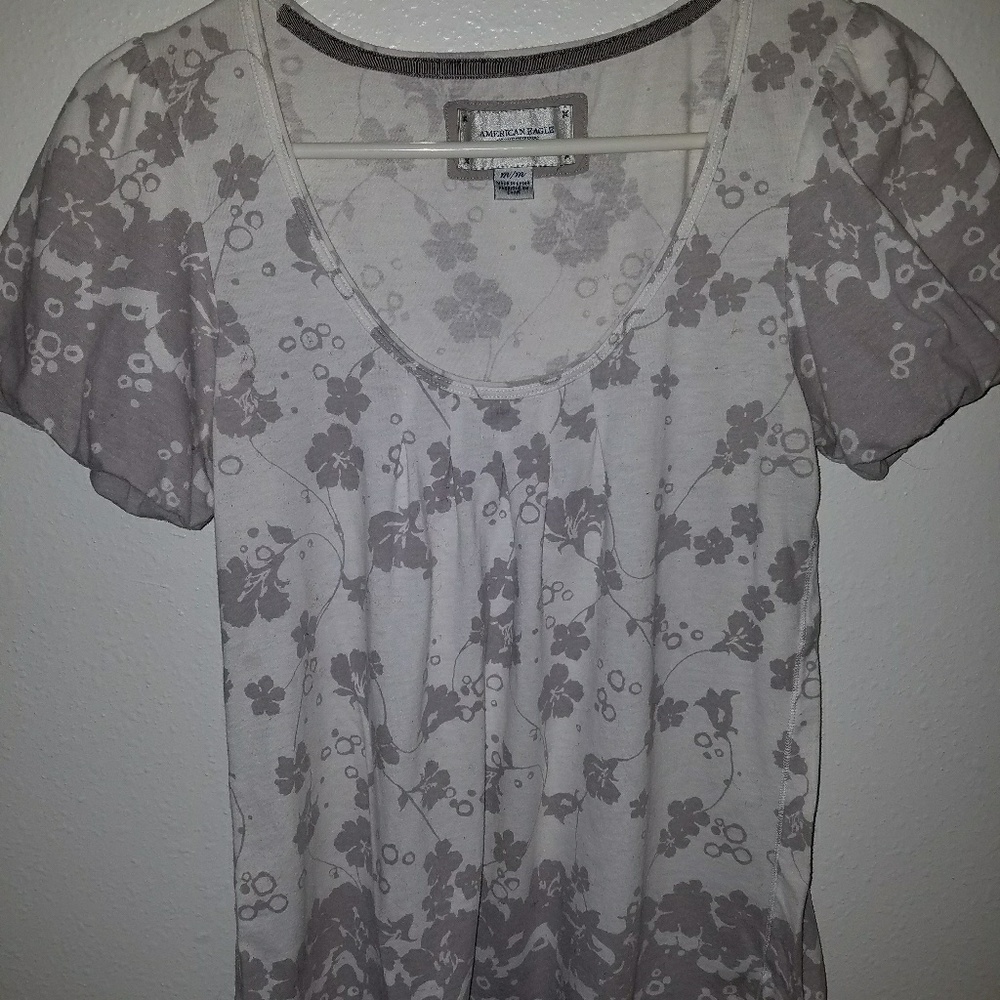 American Eagle Outfitters top