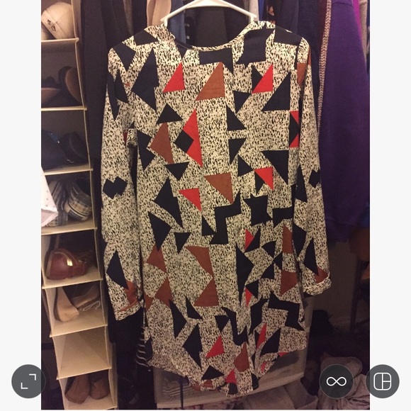 Dress - Picture 3 of 4