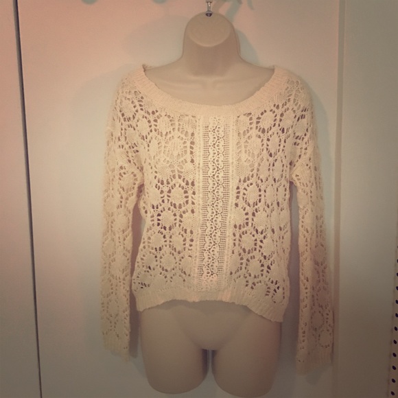 Open weave sweater top - Picture 1 of 4
