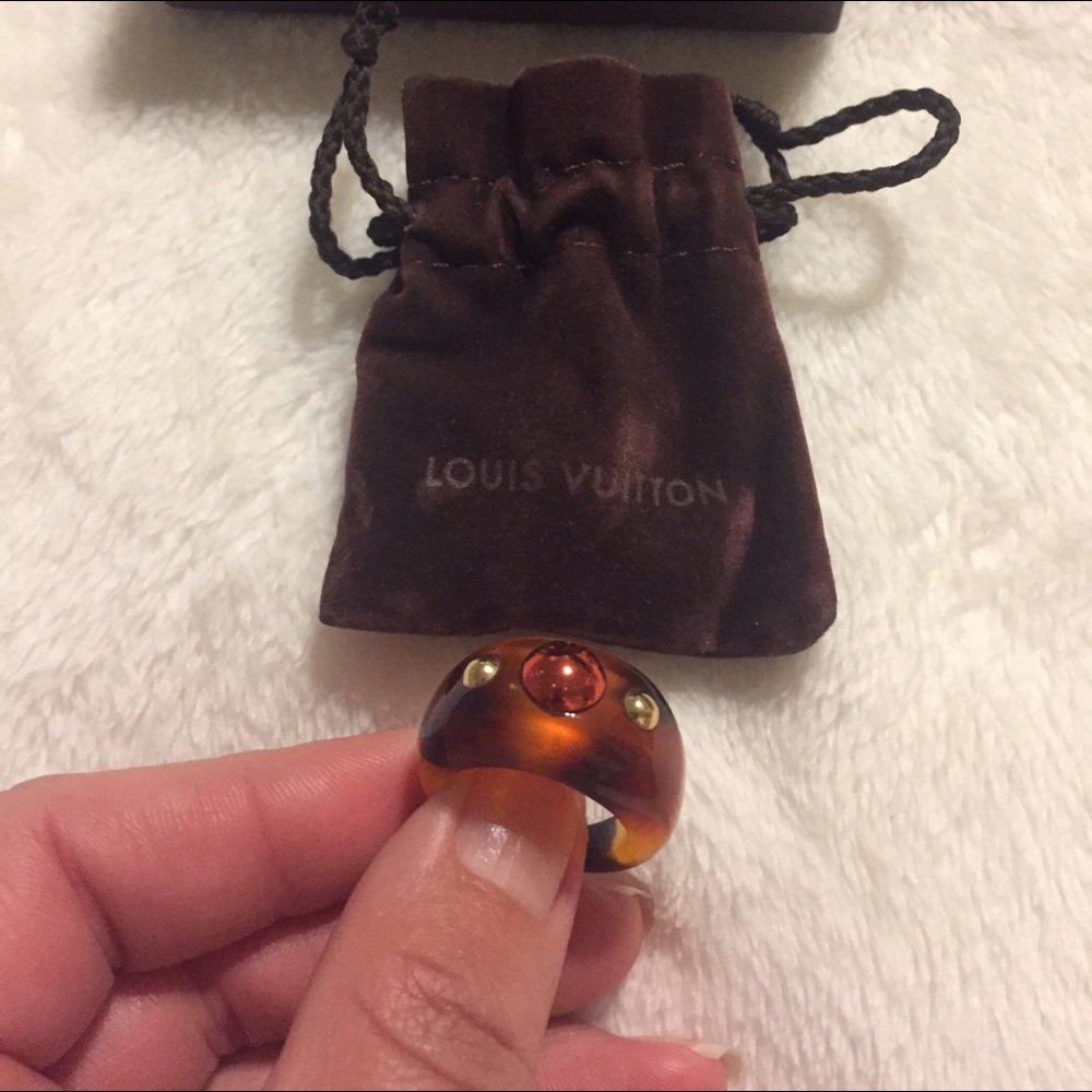 Authentic Louis Vuitton tortoise resin ring size L
