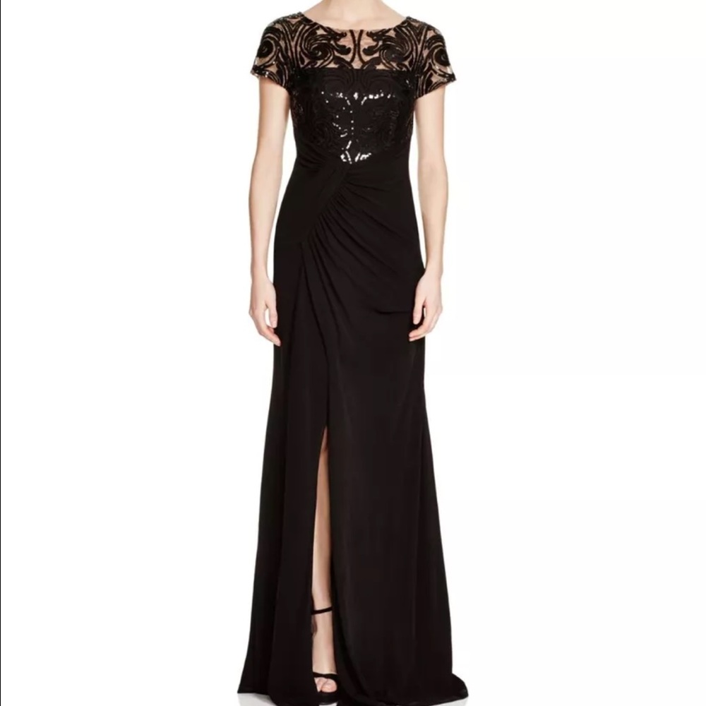 David Meister Embellished Bodice Gown Size 8 NWT
