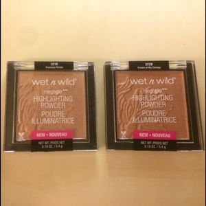 TWO Wet N Wild: Megaglow Highlighters!