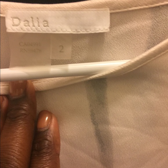 Dress - Picture 4 of 4