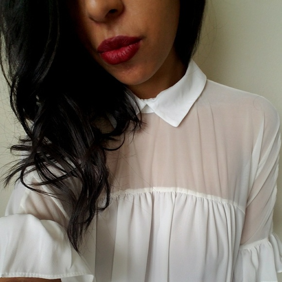 ❗LAST ONE❗WHITE COLLAR SHEER ILLUSION  TOP - Picture 4 of 6
