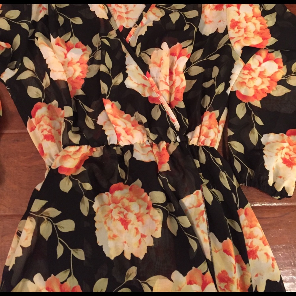 Dress - Picture 2 of 3