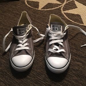 Converse low profile