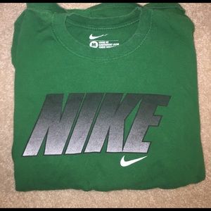 Short Sleeve Nike Graphic Tee