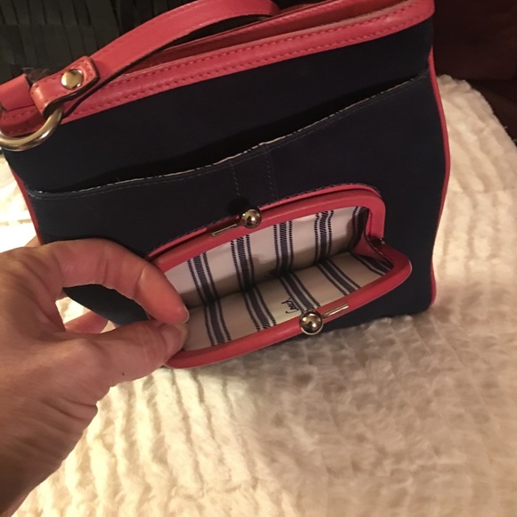 Coach cross-body - Picture 3 of 5