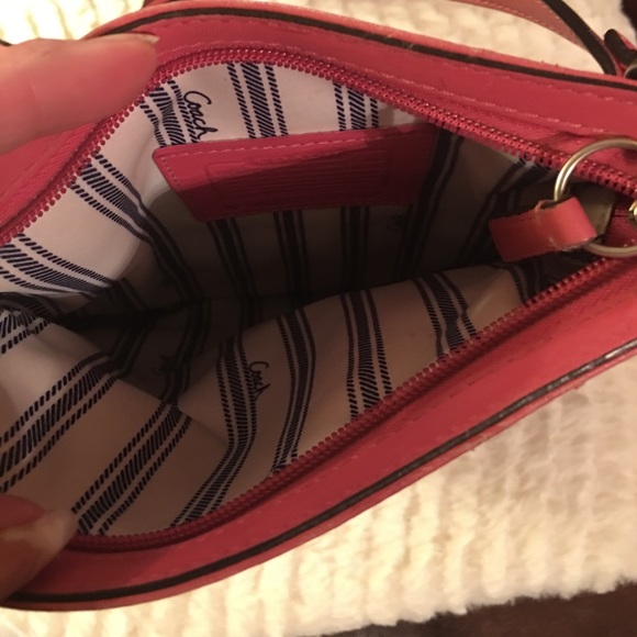 Coach cross-body - Picture 4 of 5