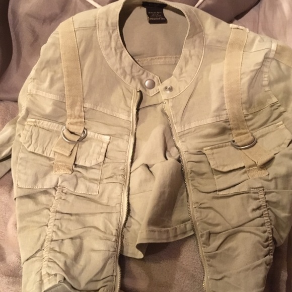 Crop Jacket - Picture 1 of 3