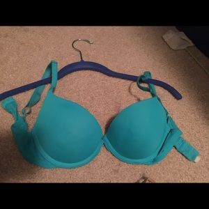 Victoria secret pink bra .
