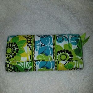 Vera Bradley Wallet, Limes Up
