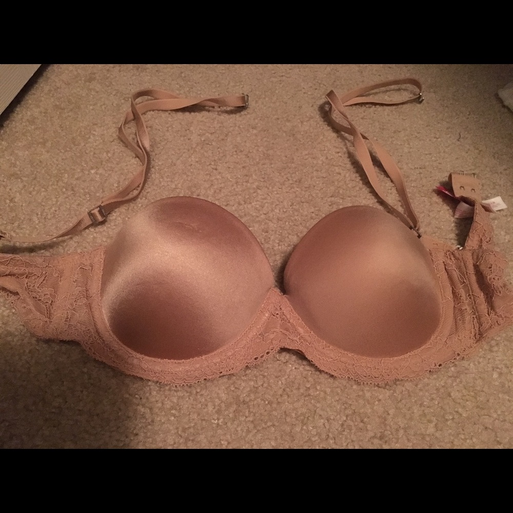 Victoria secret pink bra .