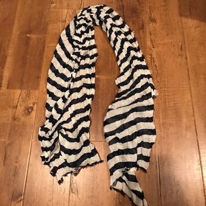 Striped scarf
