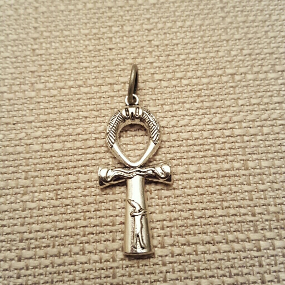 Ancient Egyptian Pewter Anhk Pendant - Picture 3 of 6