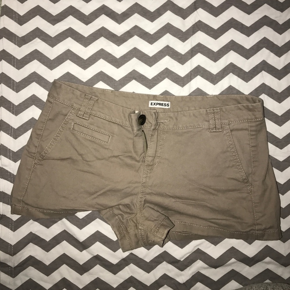 Beige Shorts Express