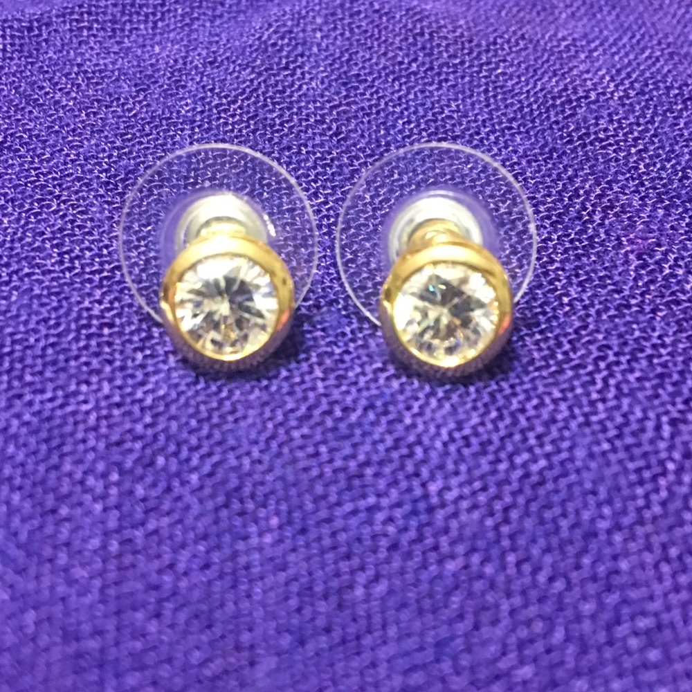 Premier Designs earrings