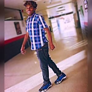 Meet your Posher, Dee