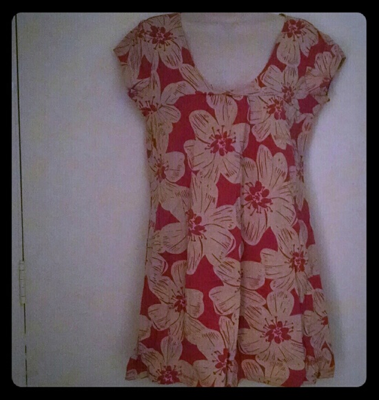 Billabong tan rust red floral print top shirt