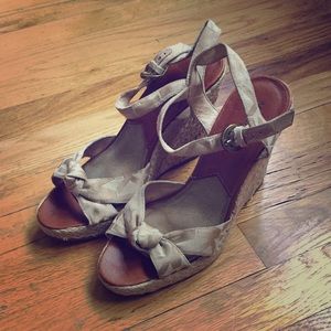 Michael by Michael Kors Espadrilles Wedges size 8