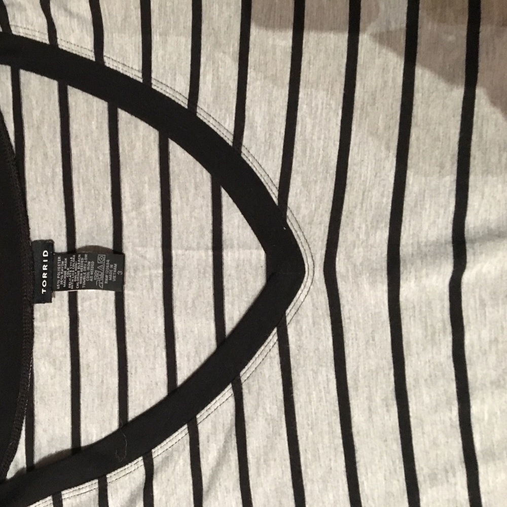 Torrid quarter sleeve striped over sized shirt - Picture 3 of 5