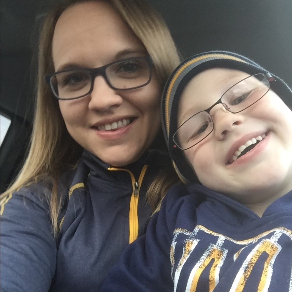 Meet your Posher, Amy