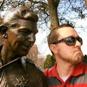 Meet your Posher, Jason