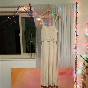 Vintage bohemian midi dress. Cream and breezy