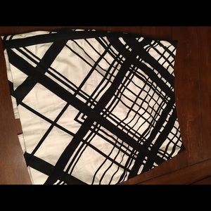 Whbm skirt with detail