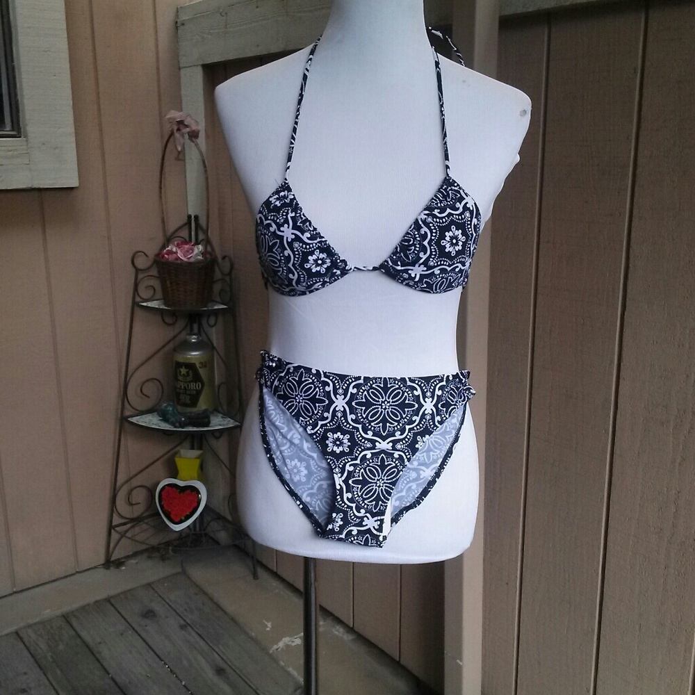 Women's swimsuit