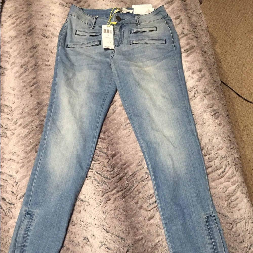 Brand new bcbg jeans!