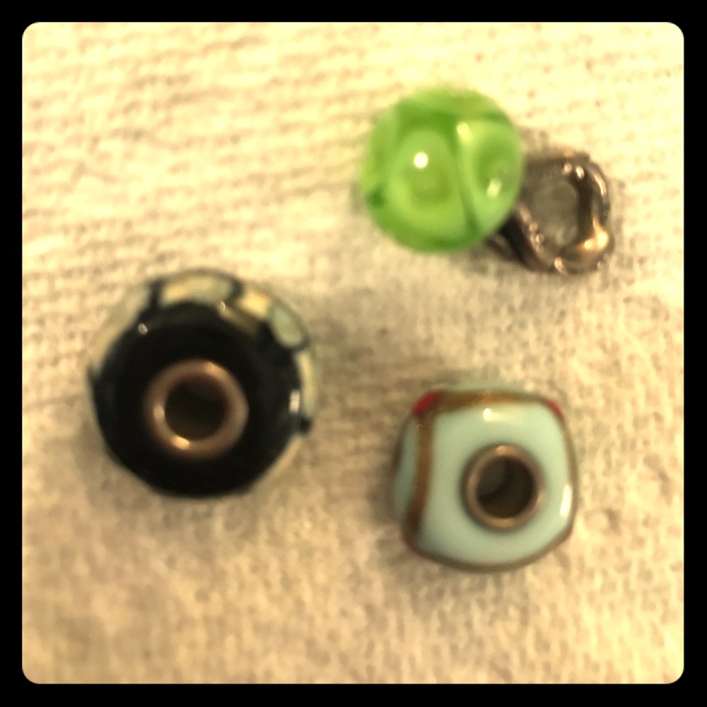 Troll beads