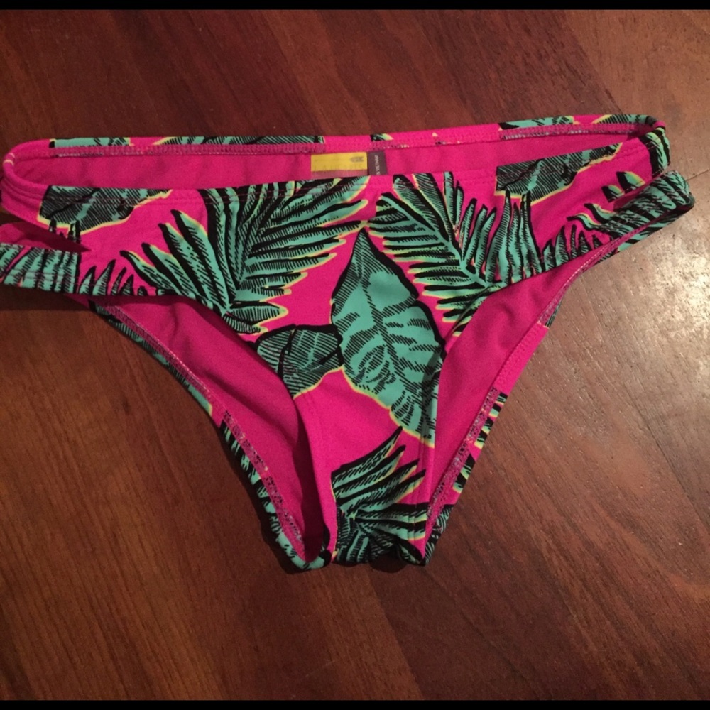 La Hearts Swim bottoms