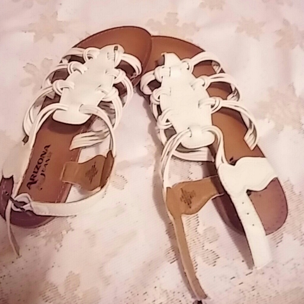White sandals Arizona