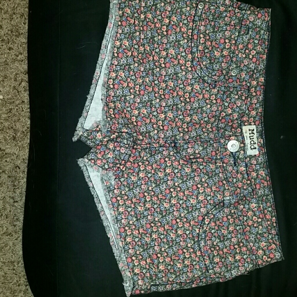 Mudd Vintage Flower Jean Shorts