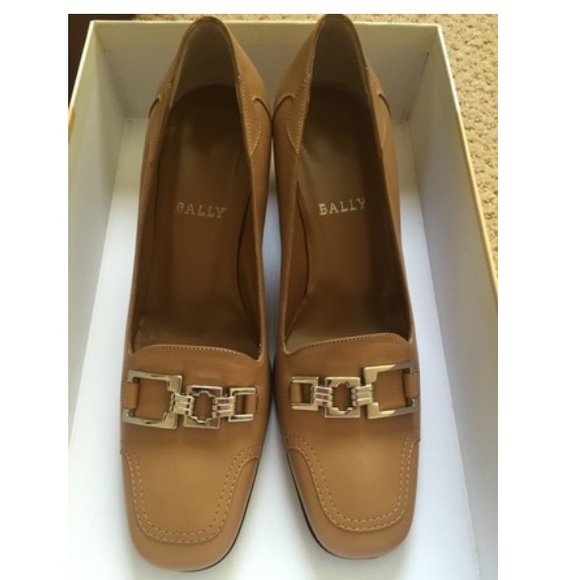 New in box Bally camel pumps - Picture 5 of 8